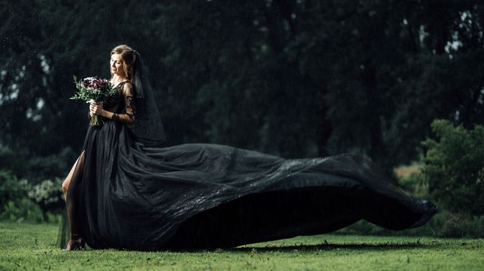 Long black dress for a wedding