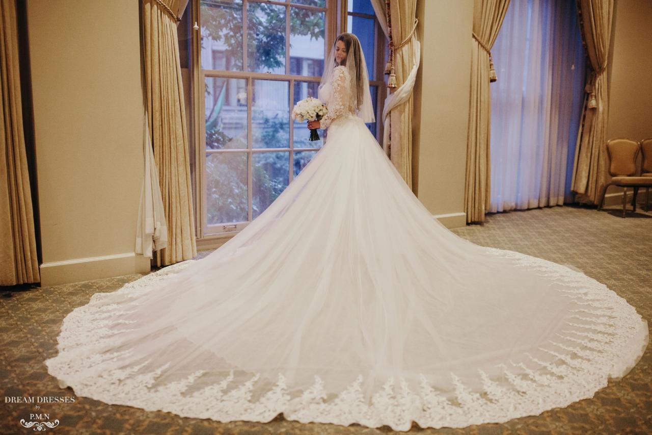 Long sleeve wedding dress with train